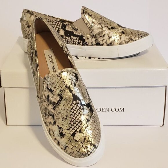 NWT - Steve Madden Symba Gold Multi Sneaker - Size 8.5 - Picture 1 of 3
